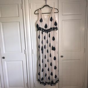 NWOT Embroidered Medallion Maxi Dress